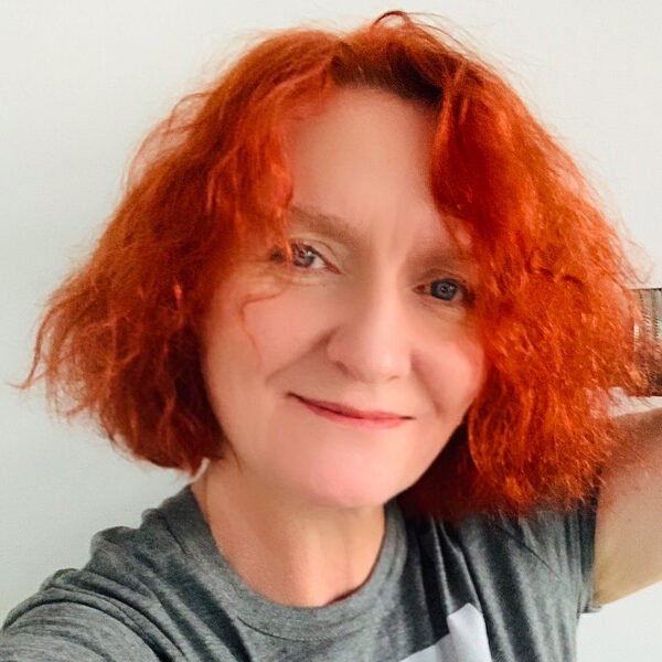 Fiona Hayes Photo
